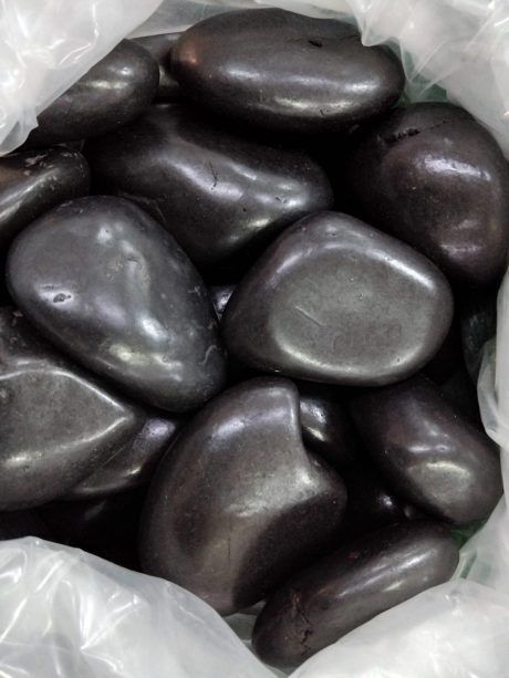 Pebble Stone AAA Polished Black 5-8CM 20kg